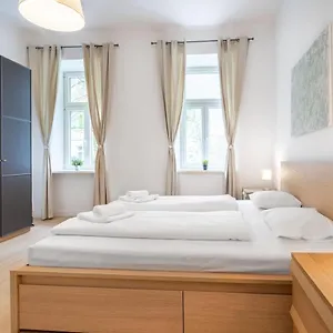 https://cottageviertel-stilvolles-apartment-in-parknhe.vienna-besthotels.com